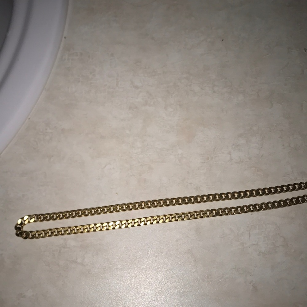 Gold chain - Picture 2 of 4